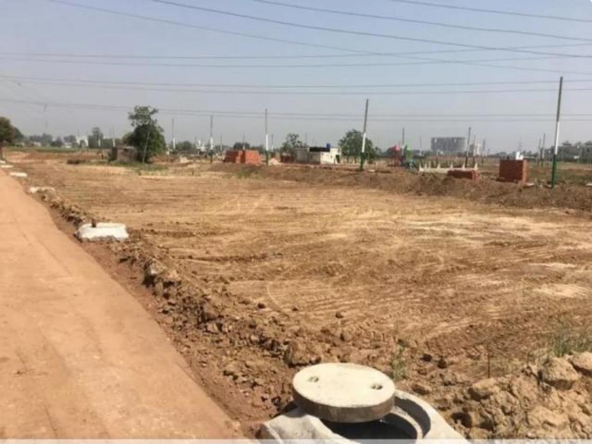  Land in Mohali, India No. 35711