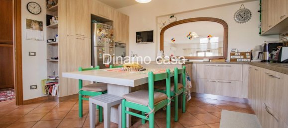 Дом с 6 комнатами в Прато, Италия № 132468 20