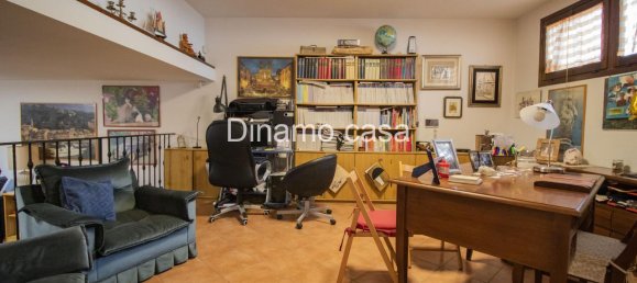 Дом с 6 комнатами в Прато, Италия № 132468 16