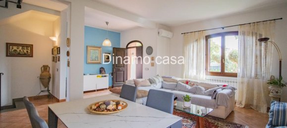 Дом с 6 комнатами в Прато, Италия № 132468 3