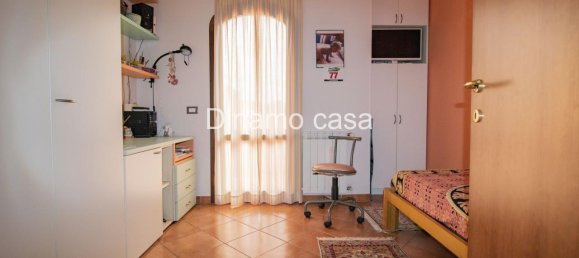 Дом с 6 комнатами в Прато, Италия № 132468 12