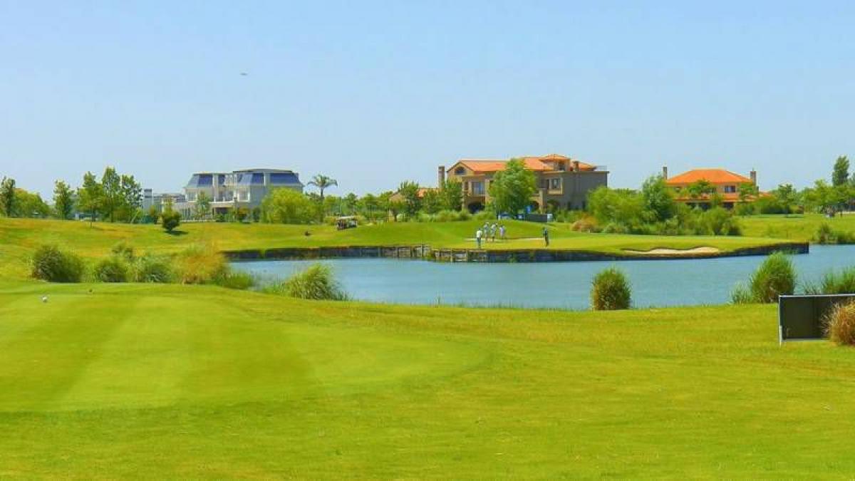  Land in Tigre, Argentina No. 33034