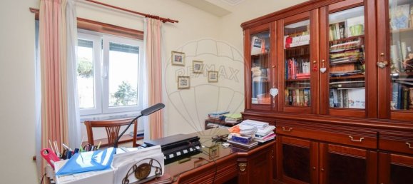 4 bedrooms House in Rio de Mouro, Portugal No. 178057 25