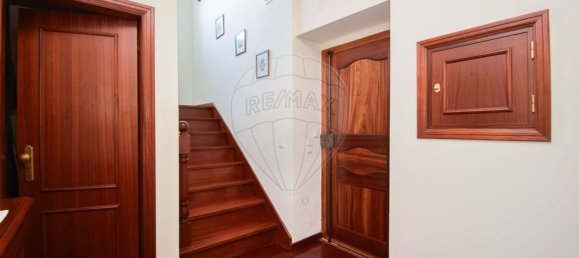 4 bedrooms House in Rio de Mouro, Portugal No. 178057 2