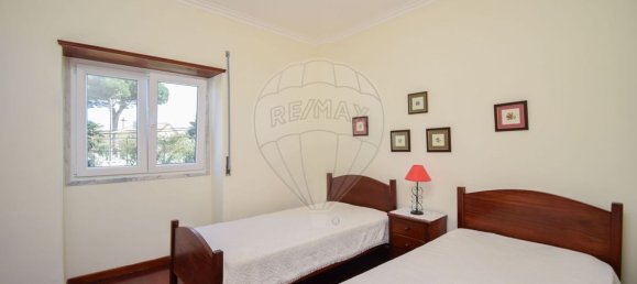 4 bedrooms House in Rio de Mouro, Portugal No. 178057 11