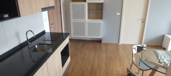 2 bedrooms Condo in Bangkok, Thailand No. 2290 10