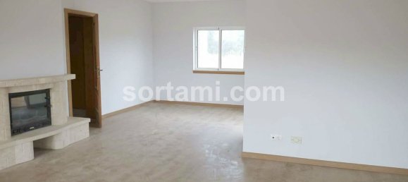 Casa de 3 dormitorios en Sao Bras de Alportel, Portugal No. 120047 4