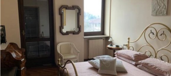 4-Zimmer Doppelhaus in Vanzaghello, Italy, Nr. 59893 17