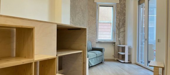 1 bedroom Apartment in Milan, Italy No. 357799 2