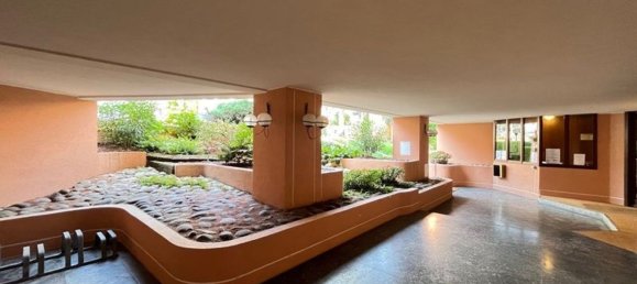 1 bedroom Apartment in Milan, Italy No. 357799 10