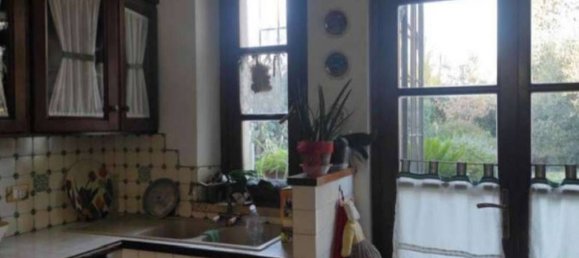 4 bedrooms Villa in Grosseto, Italy No. 377028 4