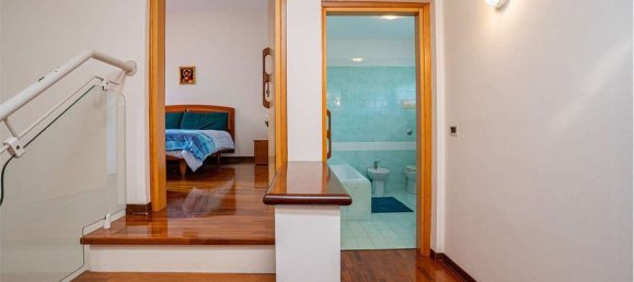 Casa de 3 dormitorios en San Donà di Piave, Italy No. 260381 31