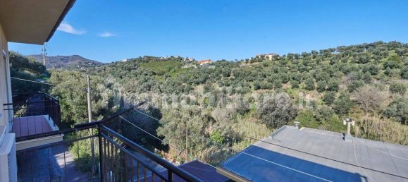 5 Schlafzimmer Wohnung in Celle Ligure, Italy, Nr. 61186 9