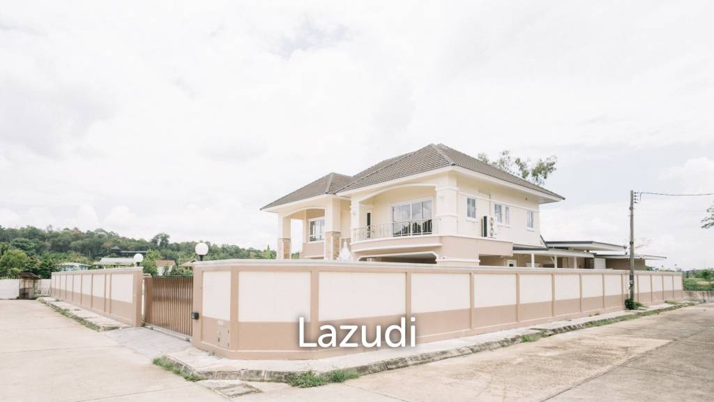 4 bedrooms Cafe / restaurant in Chiang Rai, Thailand No. 24927