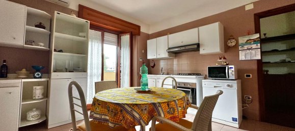 7-Zimmer Villa in Giugliano in Campania, Italy, Nr. 164625 12