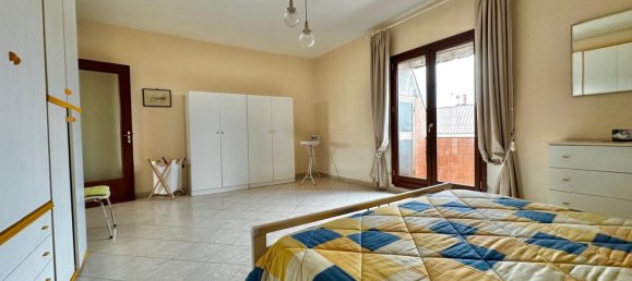 7-Zimmer Villa in Giugliano in Campania, Italy, Nr. 164625 24