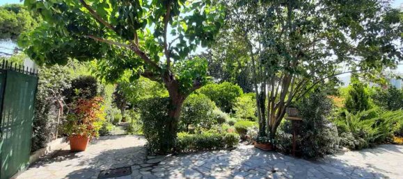 275m² Commercial property in Nea Makri, Greece No. 4522 28