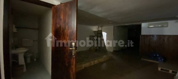 Imóvel comercial de 2 divisões em Bari, Italy N.º 271171 12