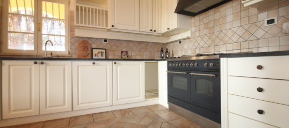 4 bedrooms Villa in Campiglia Marittima, Italy No. 358173 14