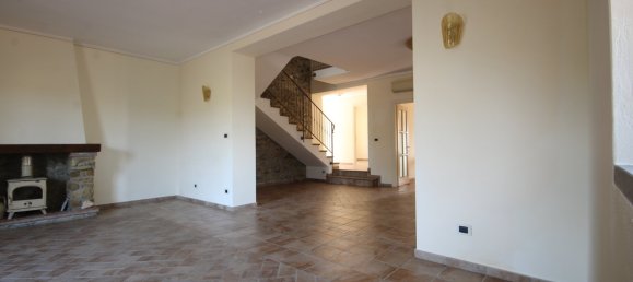 4 bedrooms Villa in Campiglia Marittima, Italy No. 358173 13
