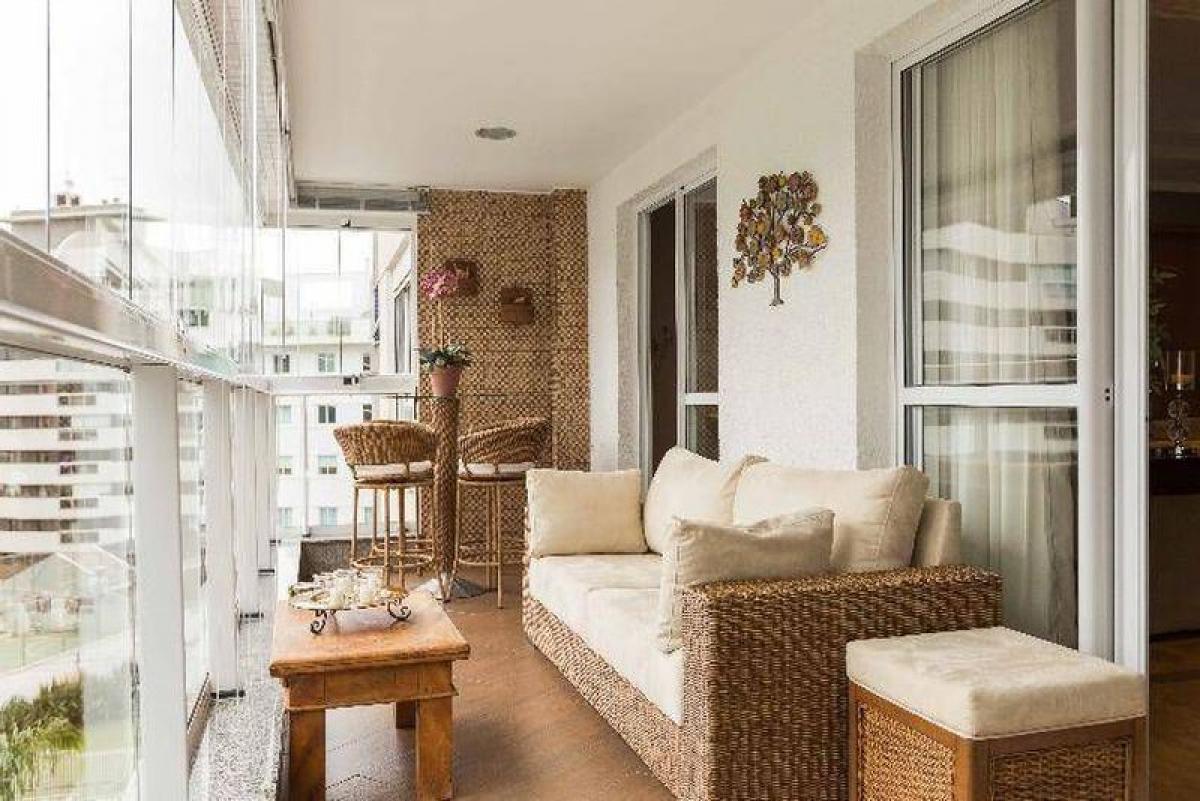 Apartamento de 3 dormitorios en Curitiba, Brazil No. 531155