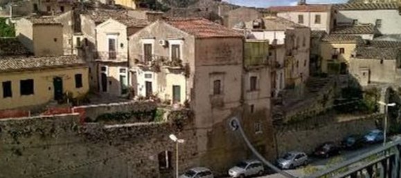 3 rooms Duplex in Modica, Italy No. 256307 5