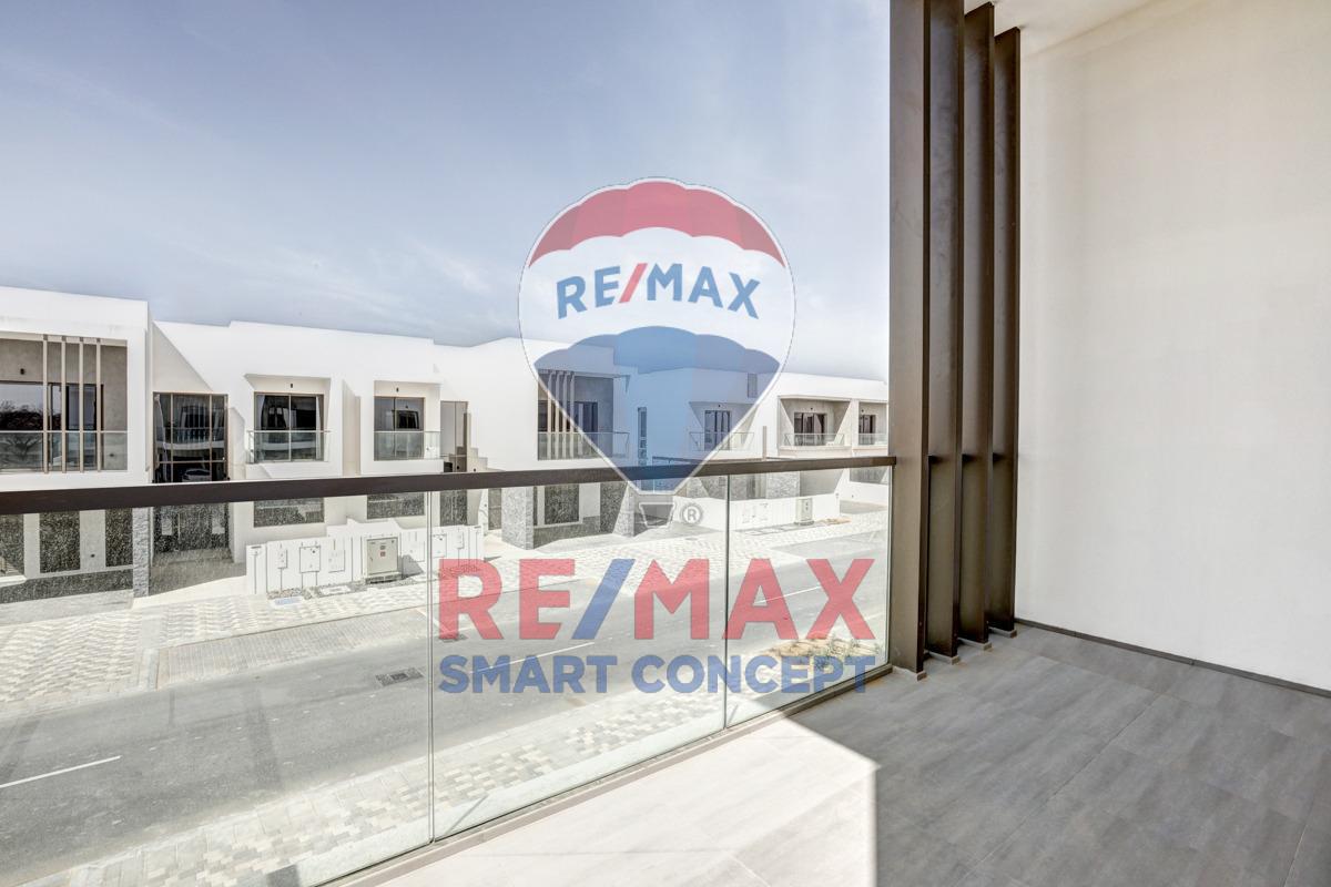 Moradia em banda T3 em Yas Island, UAE N.º 25260