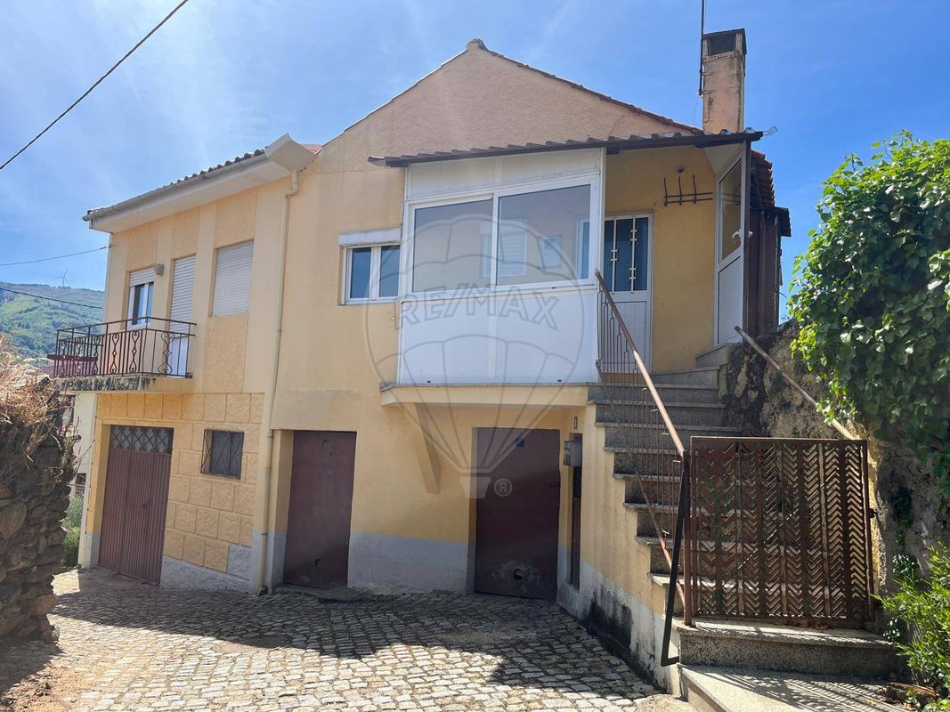 2 bedrooms House in Macedo de Cavaleiros, Portugal No. 39678