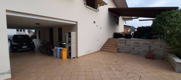 Villa de 10 dormitorios en Pordenone, Italy No. 63999 6