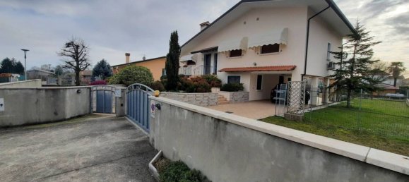 Villa de 10 dormitorios en Pordenone, Italy No. 63999 2
