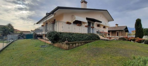 Villa de 10 dormitorios en Pordenone, Italy No. 63999 9