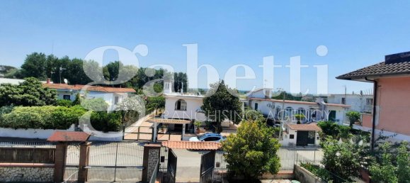 Вилла с 6 комнатами в Джульяно ин Кампанья, Италия № 13107 43