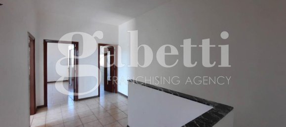 Вилла с 6 комнатами в Джульяно ин Кампанья, Италия № 13107 27