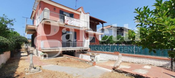 Вилла с 6 комнатами в Джульяно ин Кампанья, Италия № 13107 8