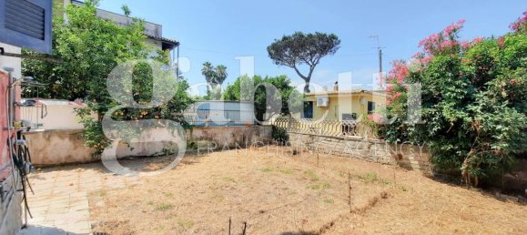 Вилла с 6 комнатами в Джульяно ин Кампанья, Италия № 13107 15