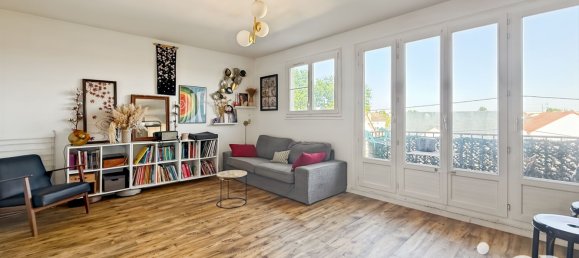 2 Schlafzimmer Wohnung in Morsang-sur-Orge, France, Nr. 318219 2