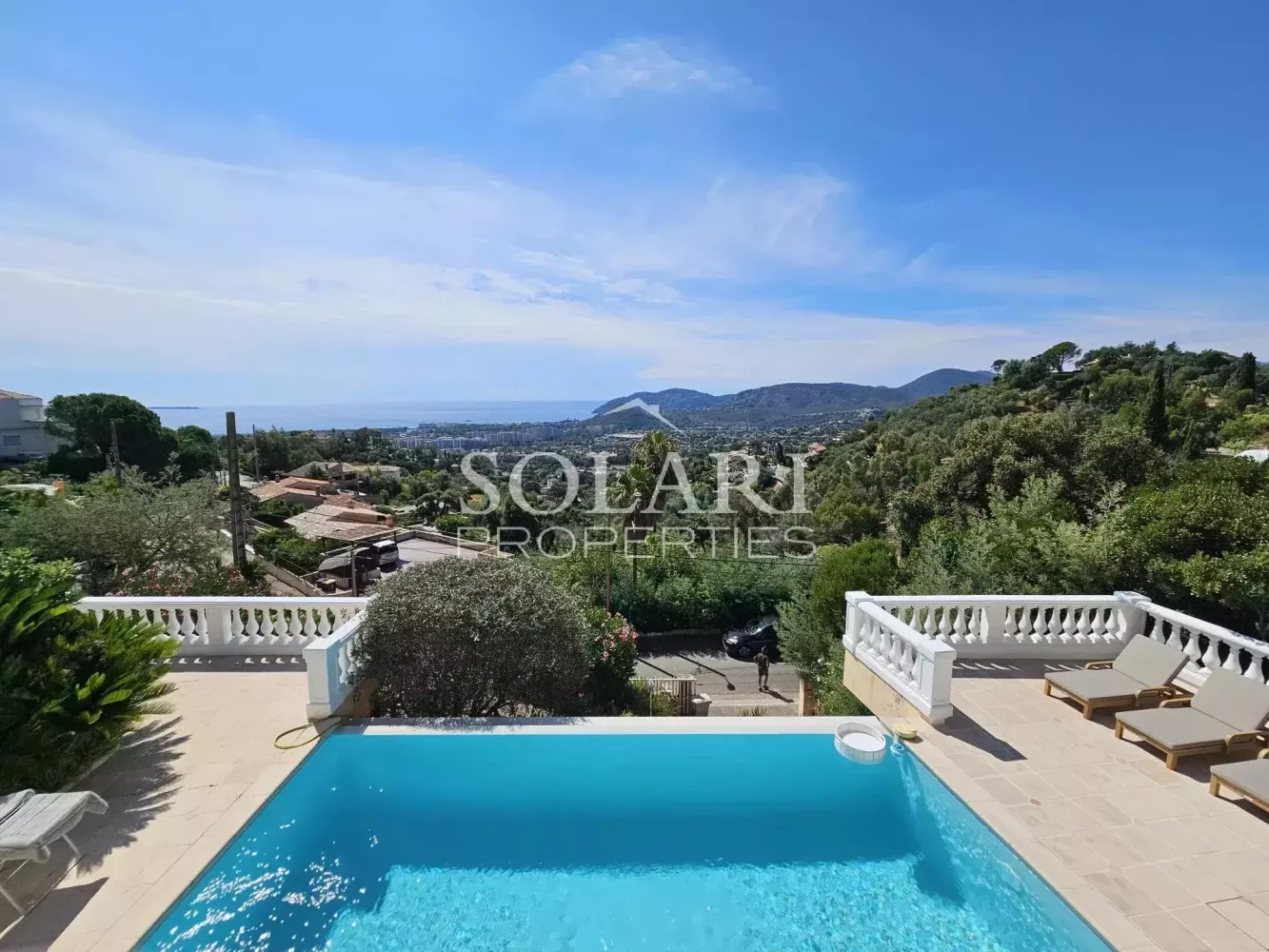 4 bedrooms Villa in Mandelieu-la-Napoule, France No. 282996