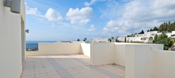 3 bedrooms Penthouse in Marbella, Spain No. 94911 6