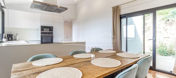 3 bedrooms Townhouse in Begur, Spain No. 154029 18