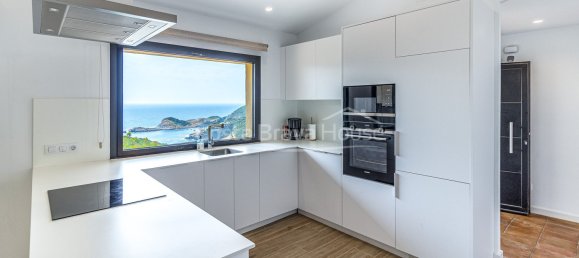 3 bedrooms Townhouse in Begur, Spain No. 154029 22