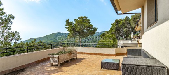 3 bedrooms Townhouse in Begur, Spain No. 154029 9
