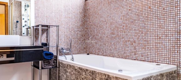 3 bedrooms Villa in Funchal, Portugal No. 139991 18