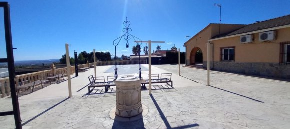 4 bedrooms Villa in Albatera, Spain No. 9800 5