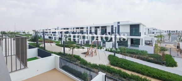 Moradia em banda T3 em The Valley, UAE N.º 119945 28