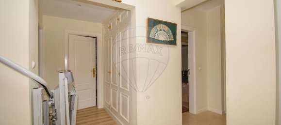 5 bedrooms Villa in Sintra, Portugal No. 188617 9