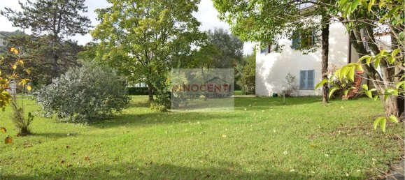 12 rooms Villa in Lucca, Italy No. 195290 3