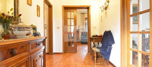 12 rooms Villa in Lucca, Italy No. 195290 28
