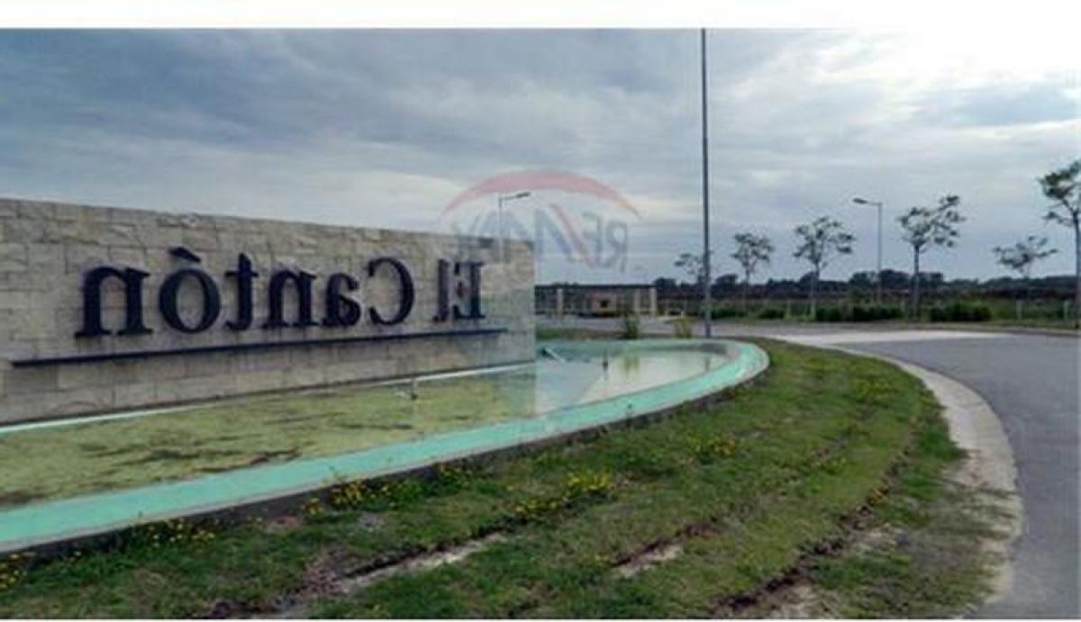  Land in Escobar, Argentina No. 30825