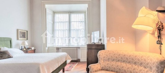 Villa T3 em Besana in Brianza, Italy N.º 72356 38