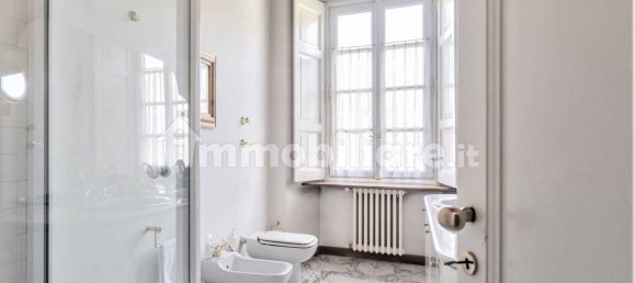 Villa T3 em Besana in Brianza, Italy N.º 72356 30